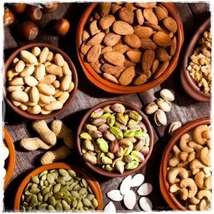 Home 32 Ξηροί καρποί και Αποξηραμένα